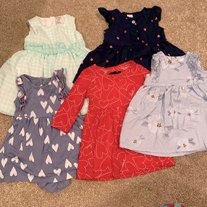 5 Carter’s brand baby girl dresses size 6M